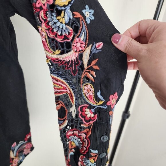 NWT Johnny Was Simone Blouse Embroidered Bohemian Size Small - Picture 12 of 15